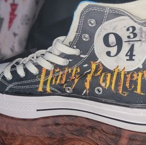 Harry potter converse